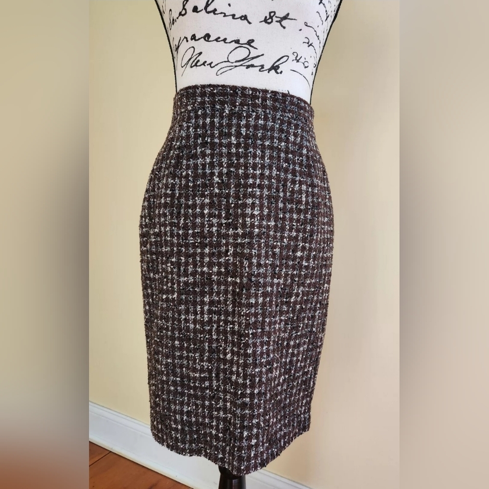 Les Copains Knee Length Wool Skirt Designer Size 40